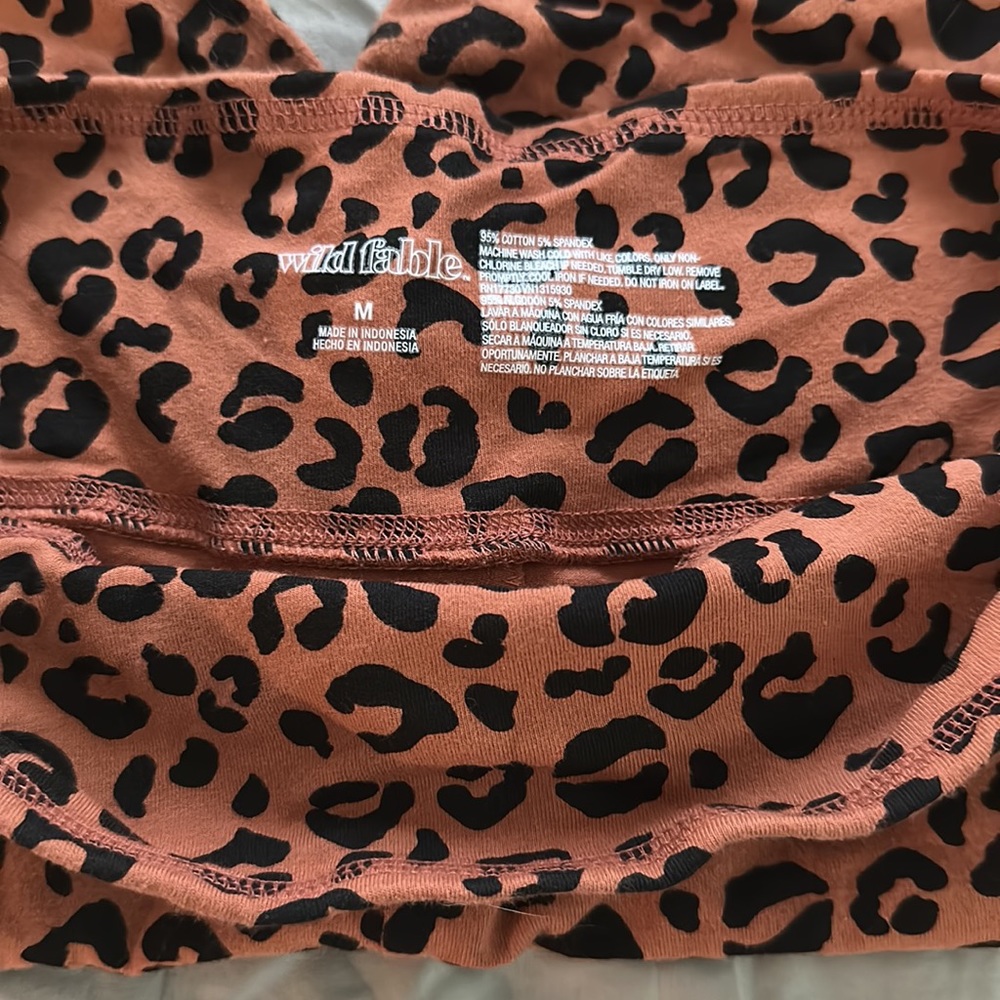 Wild fable cheetah legging - Picture 2 of 2